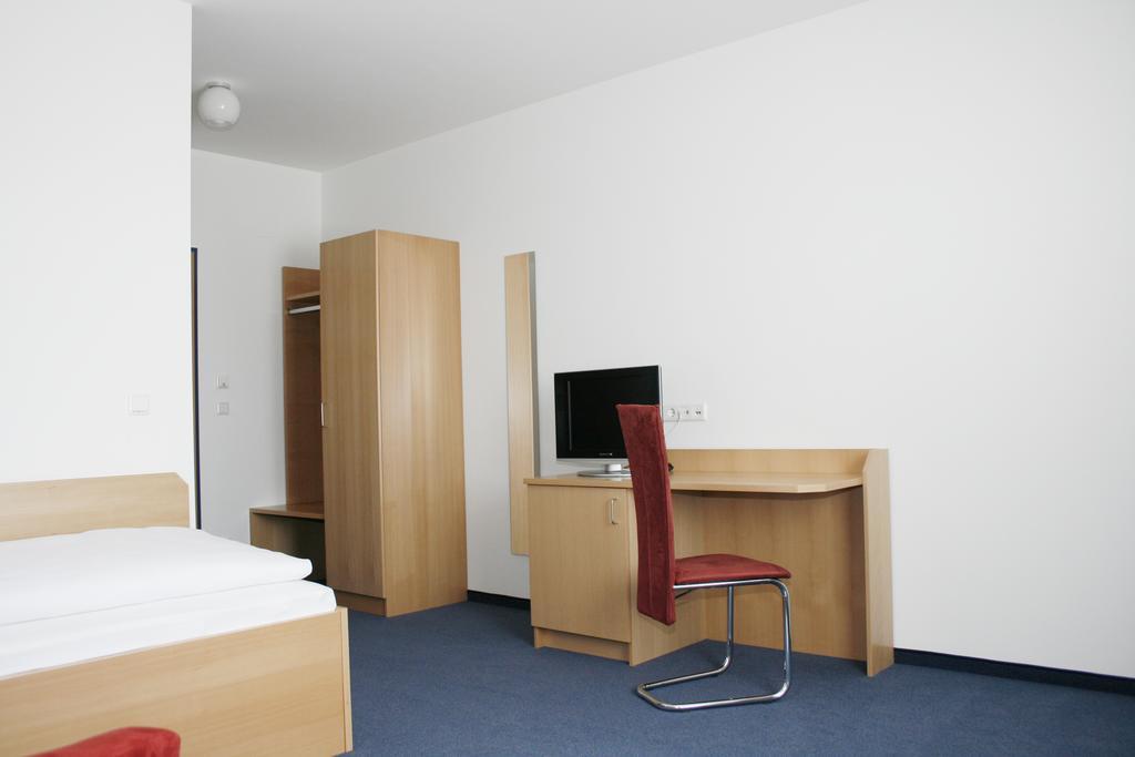 G&K Hotel Guntramsdorf Eksteriør billede